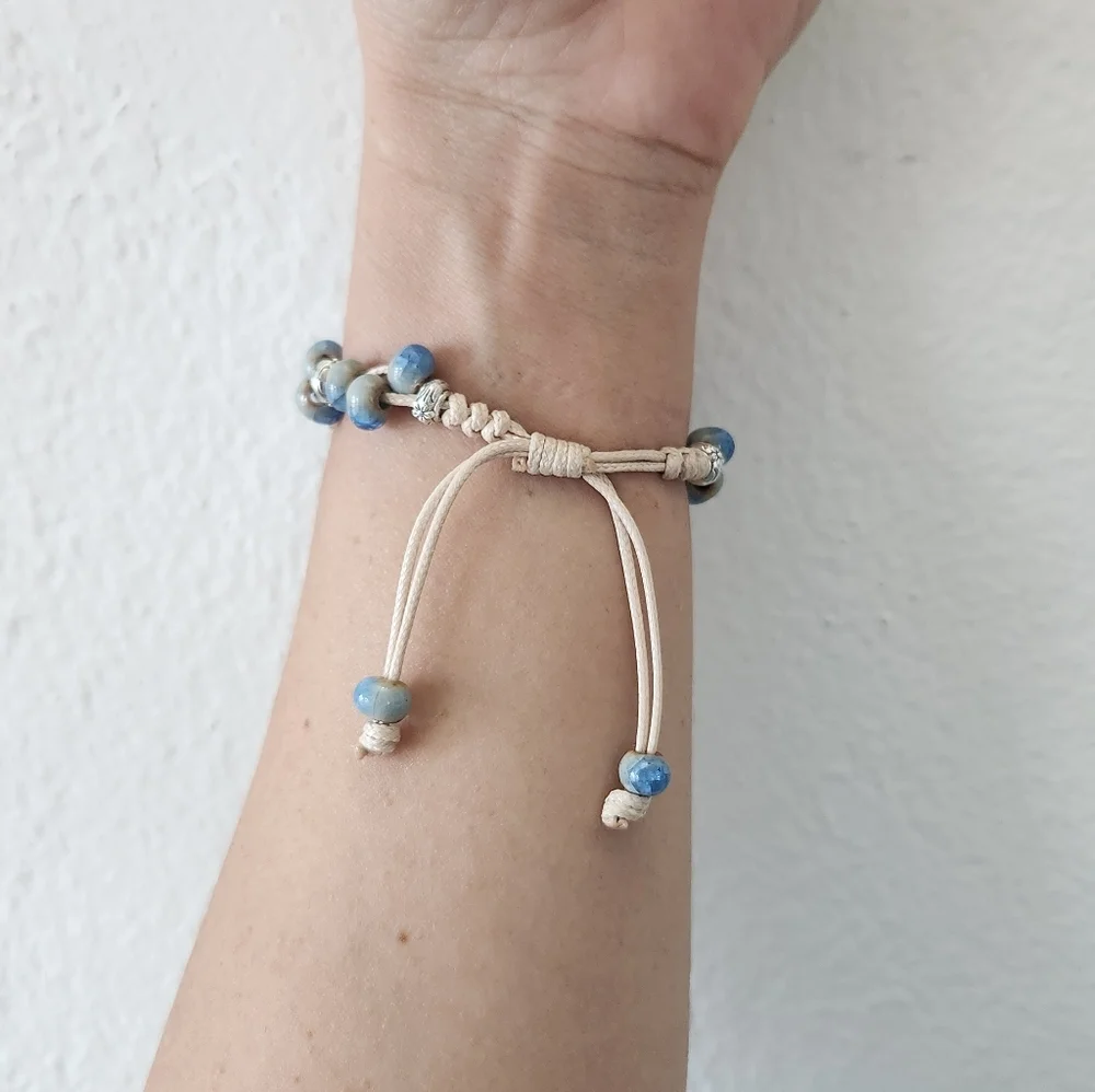 New Ceramic Silver Dial Beaded Watch With Wax Rope